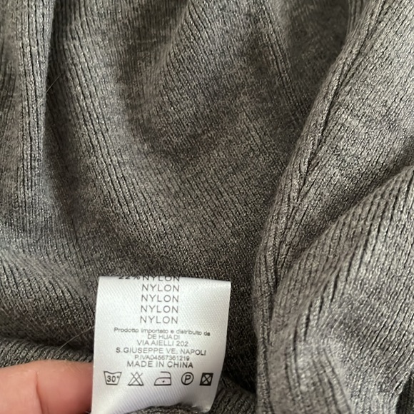 COSMODA GREY DRESS MINI NWOT - Picture 11 of 12